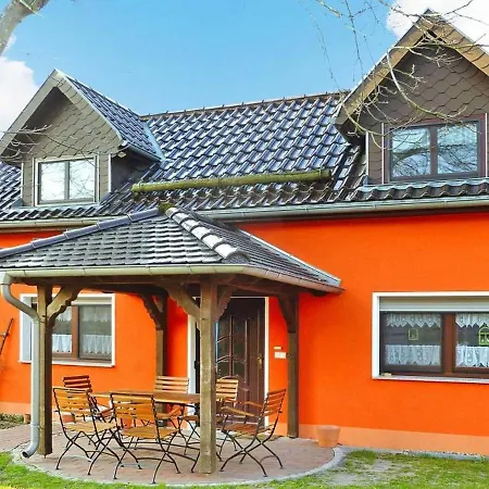 בית נופש Zum Storchennest In *