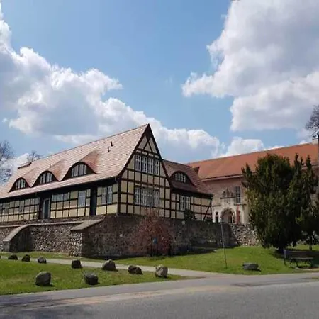 בית נופש Zum Storchennest In סטורקאו